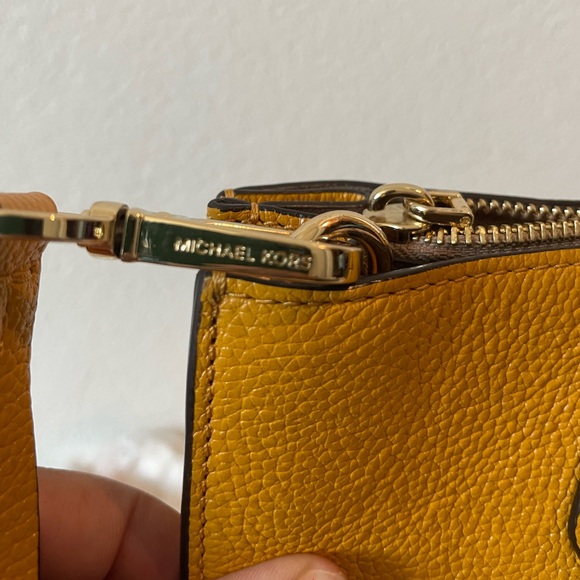 MK large conversion tote - Picture 3 of 11